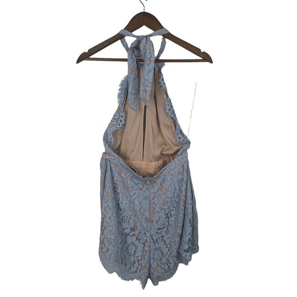 DO+BE EYELASH LACE OVERLAY CUTOUT OPEN BACK HALTER ROMPER SKY BLUE MEDIUM EUC - Picture 8 of 13